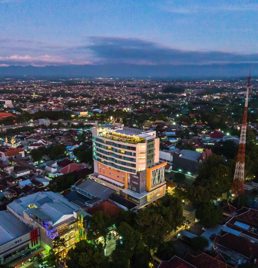 The 1O1 Malang Oj Hotel Ngoại thất bức ảnh