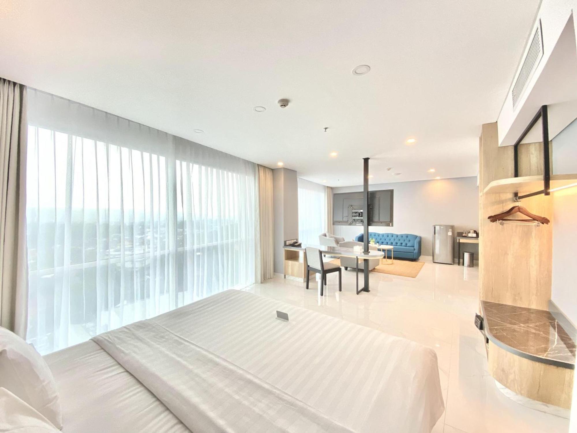 The 1O1 Malang Oj Hotel Ngoại thất bức ảnh